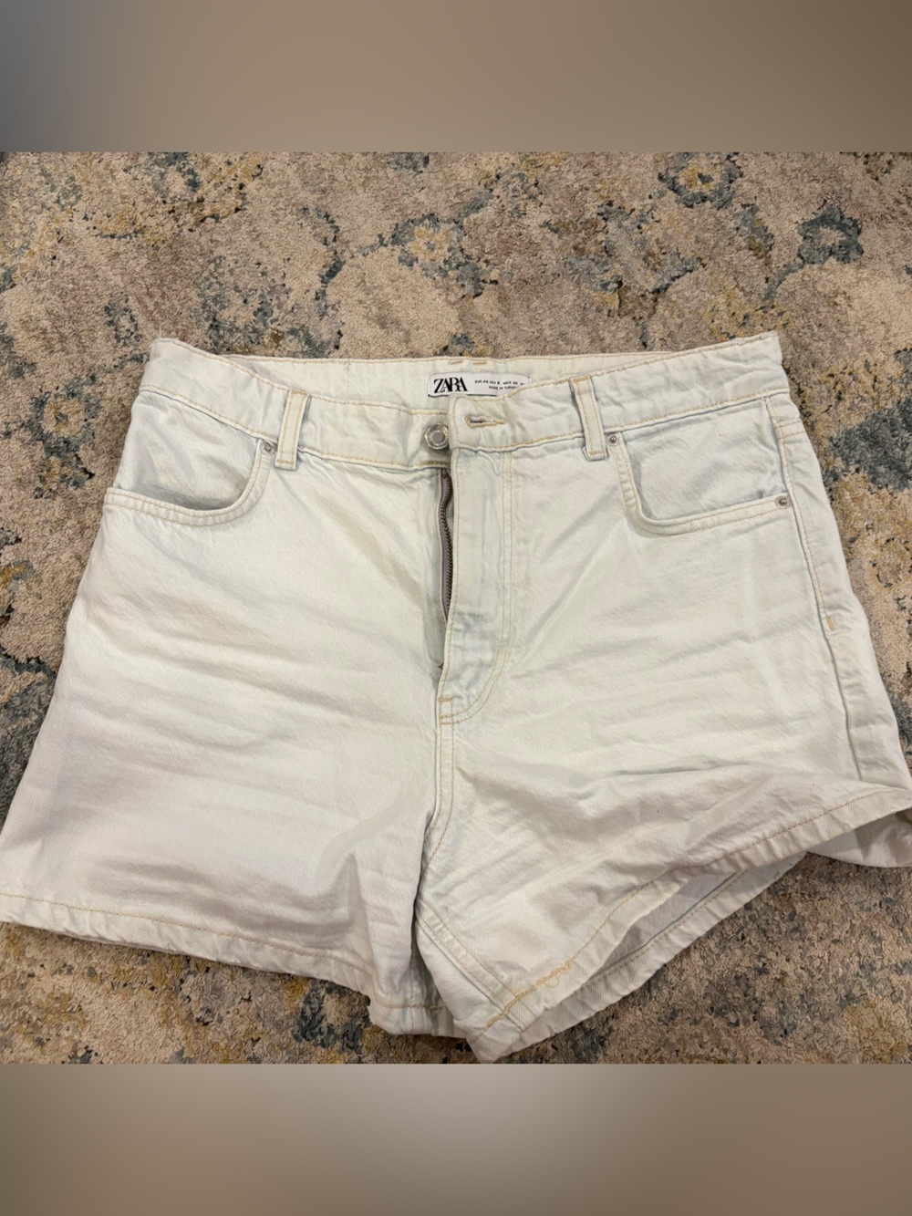 Zara Light wash Denim Women's Jean Shorts